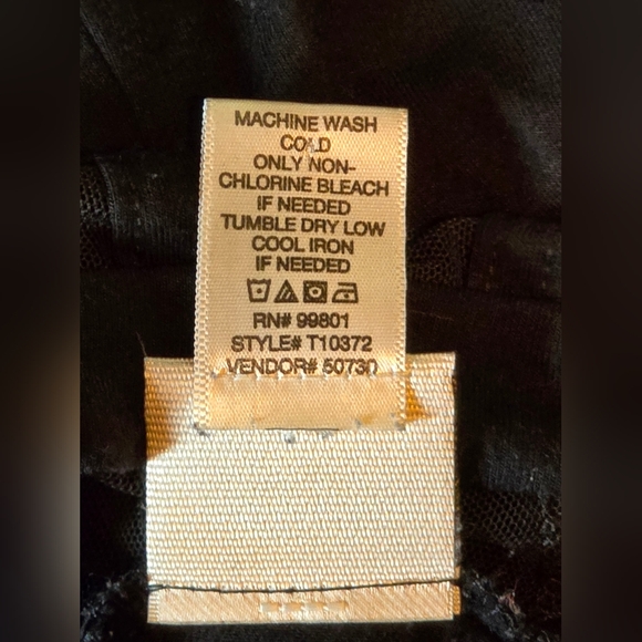 Daytrip Mesh Neck Top - Picture 7 of 7